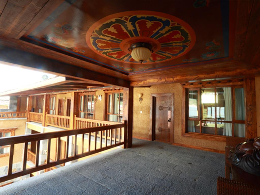Tseten Wangmo Resort Shangri-La Exterior photo