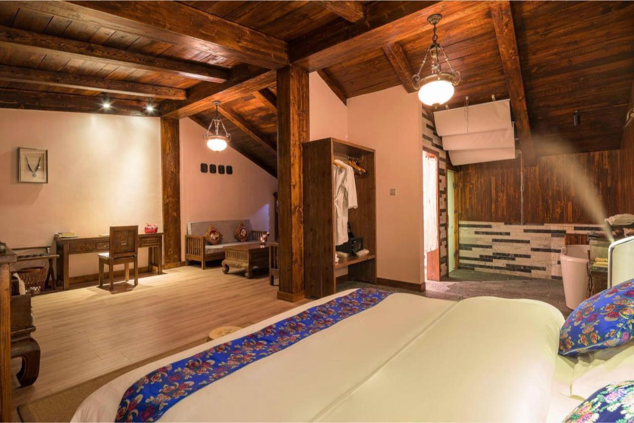 Tseten Wangmo Resort Shangri-La Exterior photo
