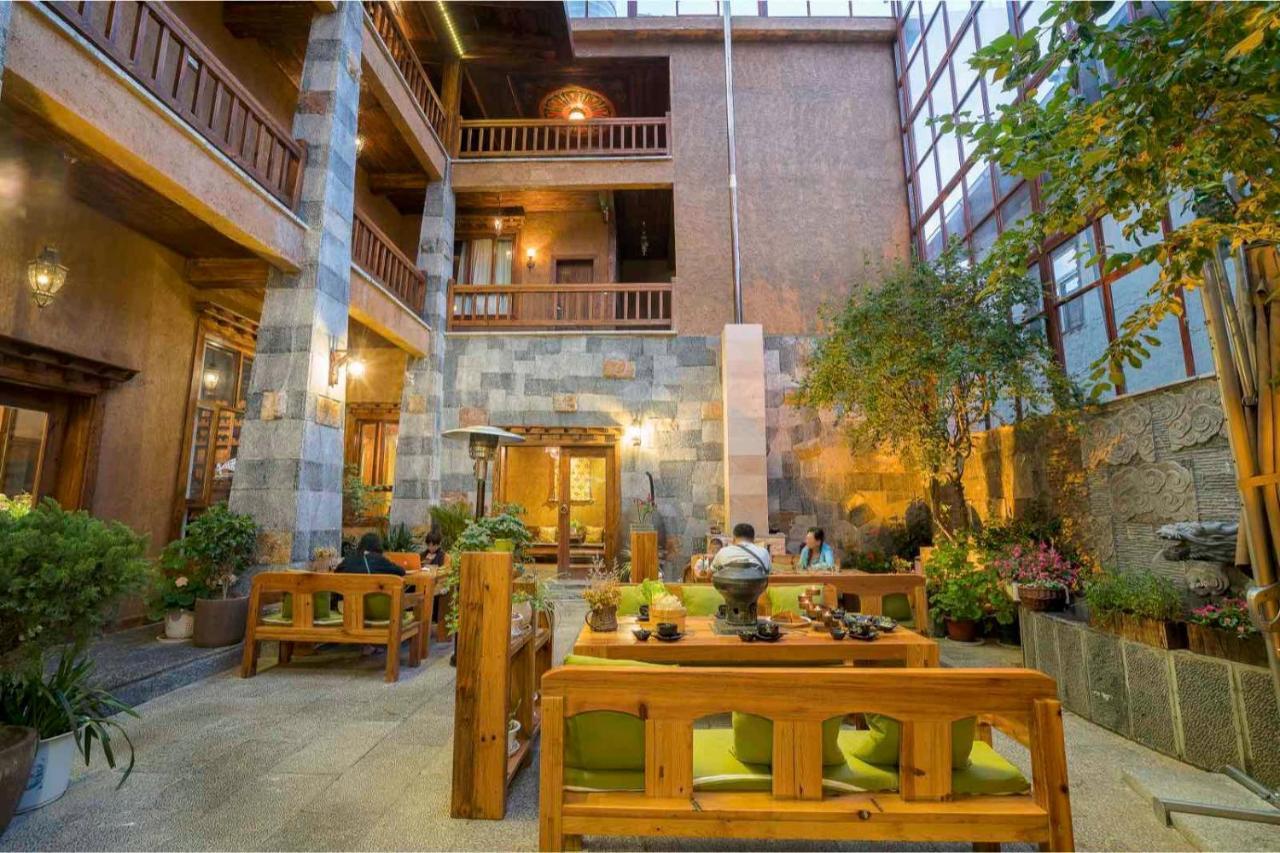 Tseten Wangmo Resort Shangri-La Exterior photo